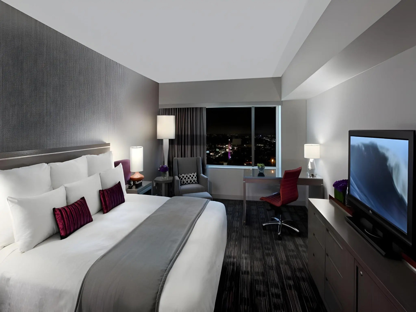 Photo - Loews Hollywood Hotel