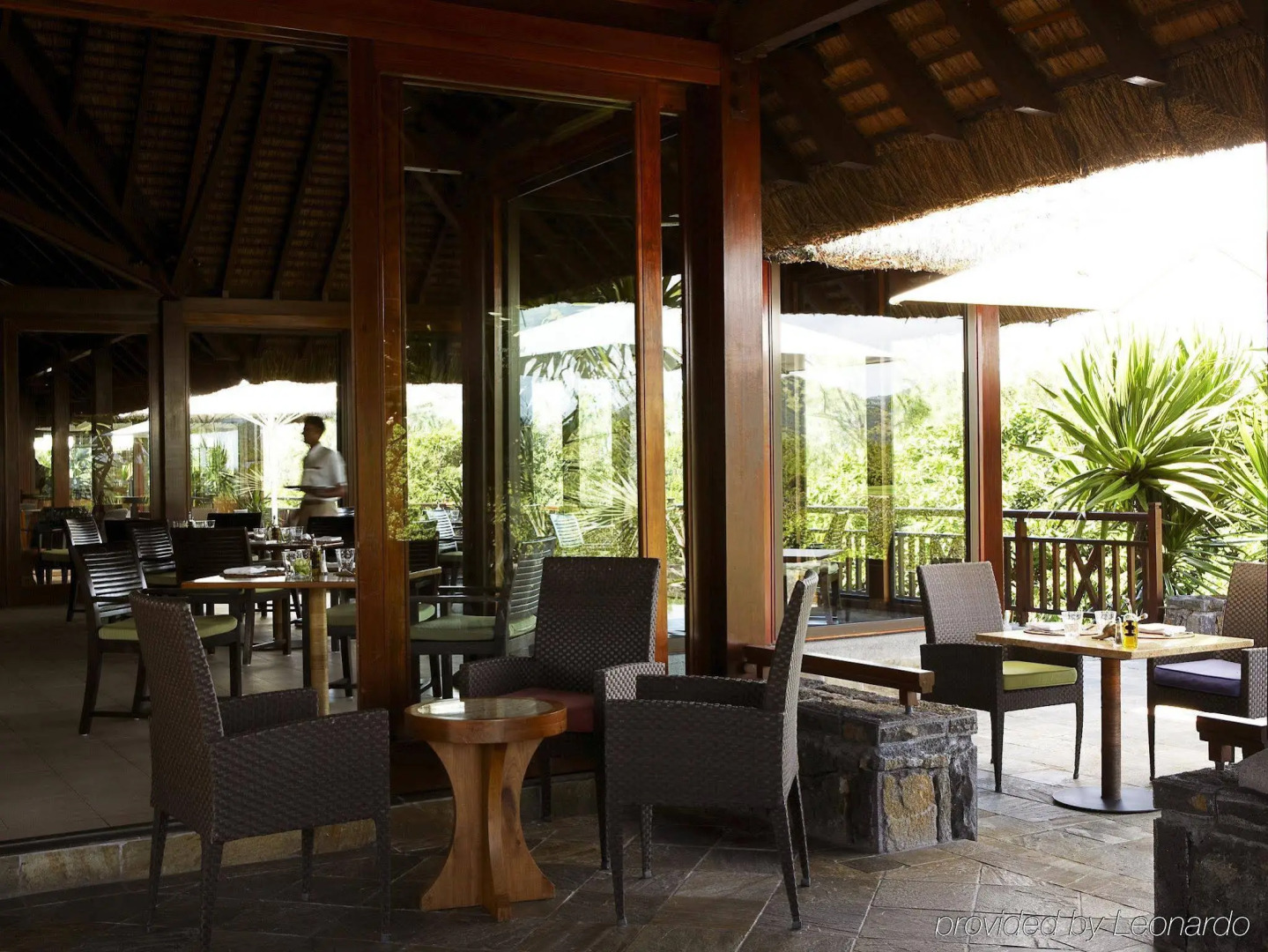 Photo - Tropical Attitude (Adults Only)