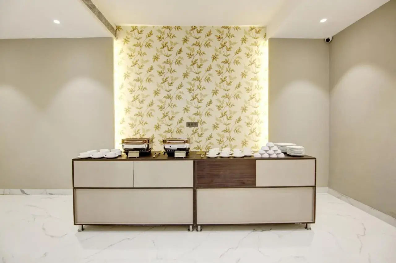 Photo - Saltstayz Premier - Galleria Market Road & Sector 27