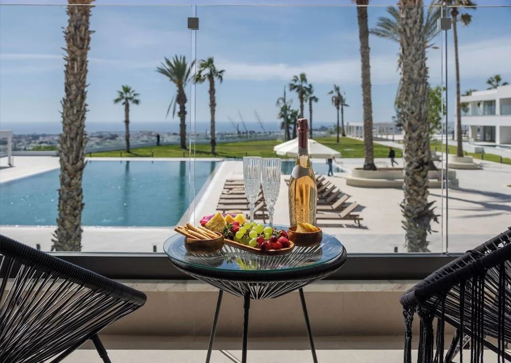 Paphos Hills Resort and Spa By Brown, Bild 10 von 26