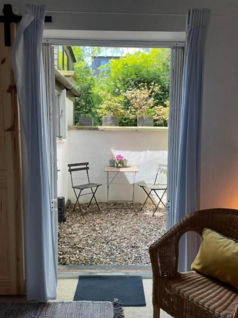 Photo - Central Victorian House