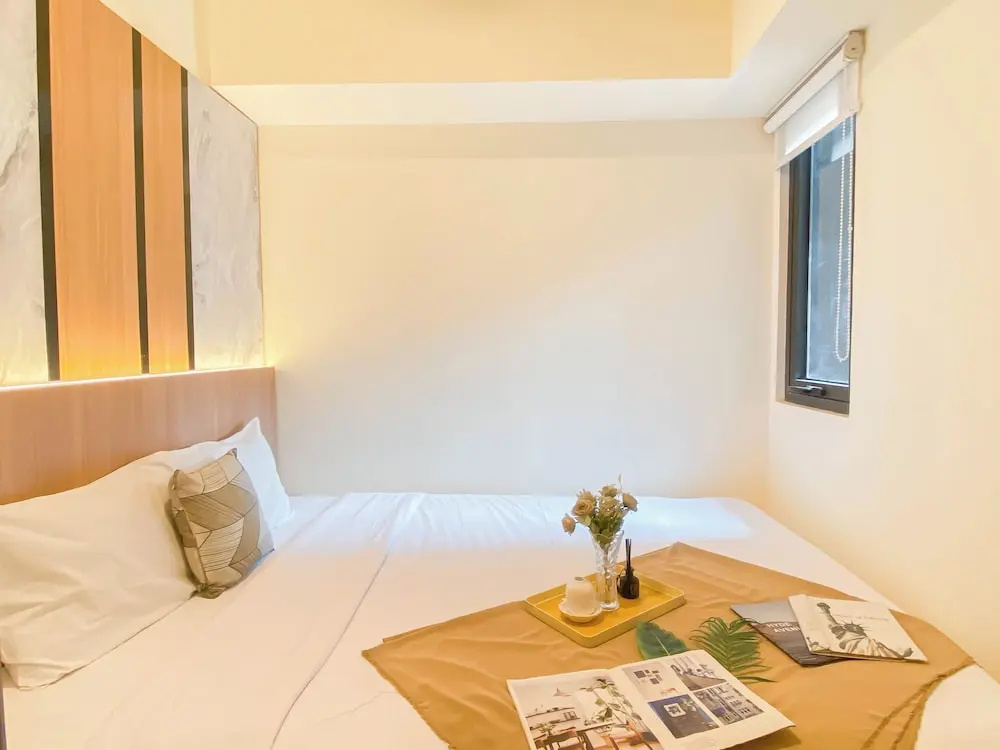 Homey And Modern 2Br At Meikarta Apartment