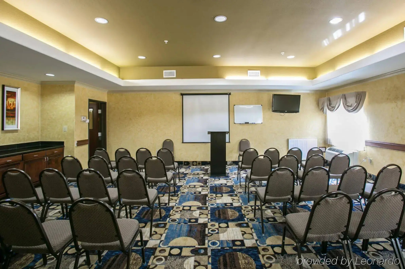 Photo - Sleep Inn and Suites Downtown Houston