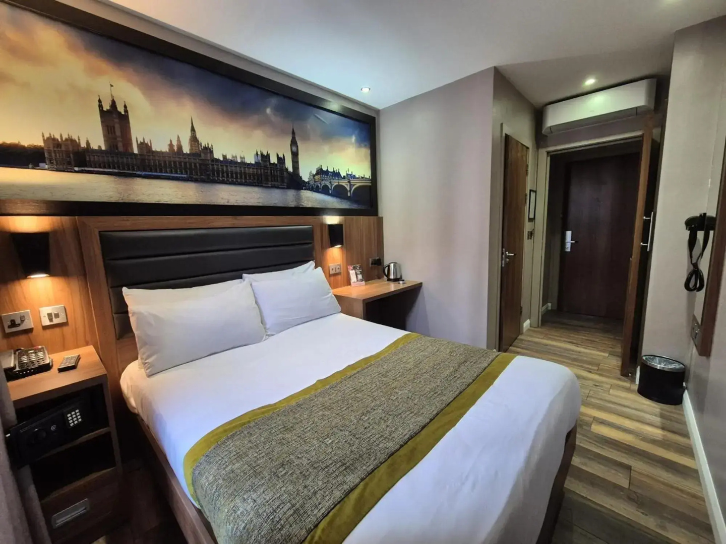 Foto - London Court Hotel