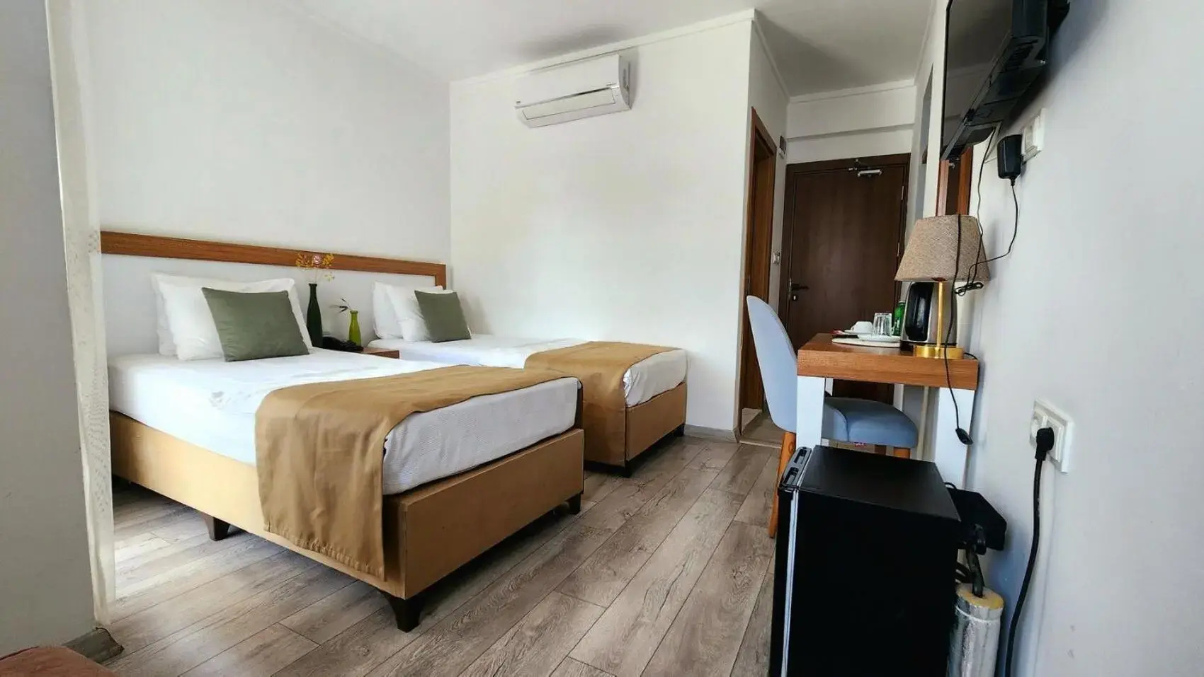 Photo - Karden Otel