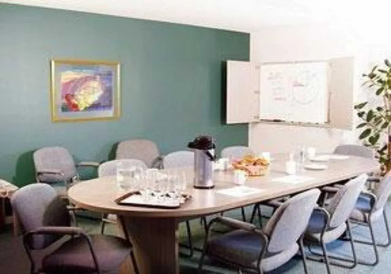 Foto - Quality Suites