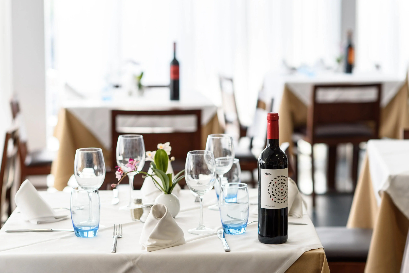 Foto - Exe Portals Nous