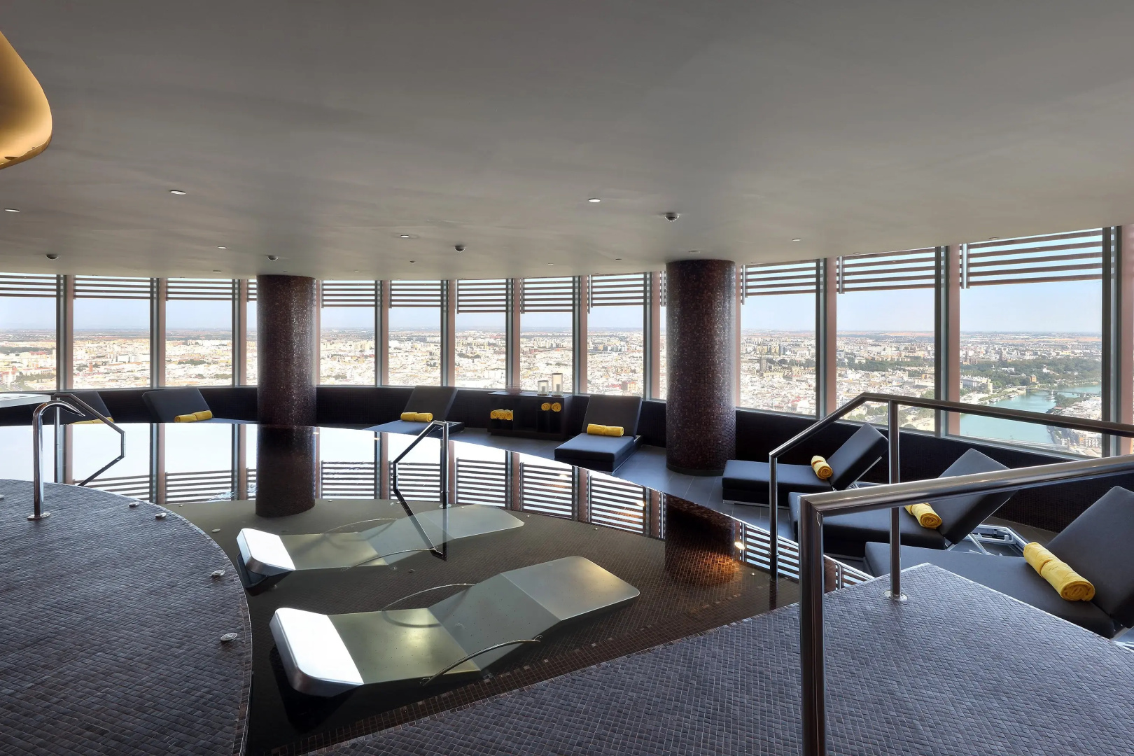 Foto - Eurostars Torre Sevilla