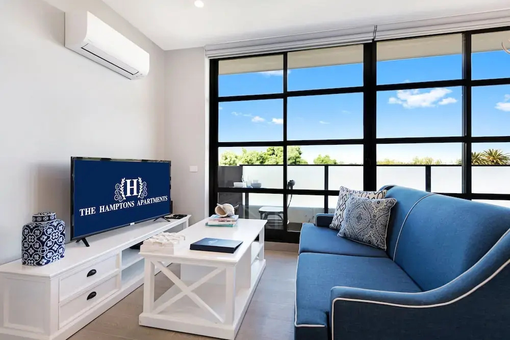 Photo - The Hamptons Apartments - St Kilda