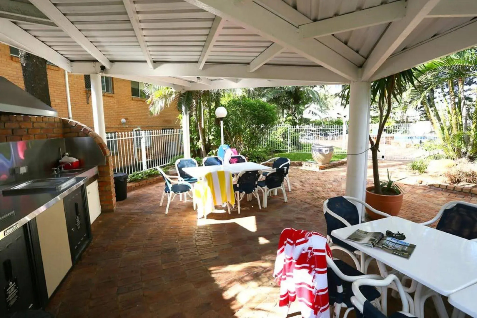 Photo - Biarritz Apartments Gold Coast