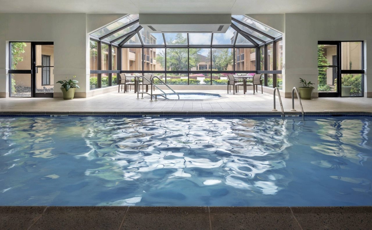 Foto - Courtyard by Marriott Newark Liberty International Airport