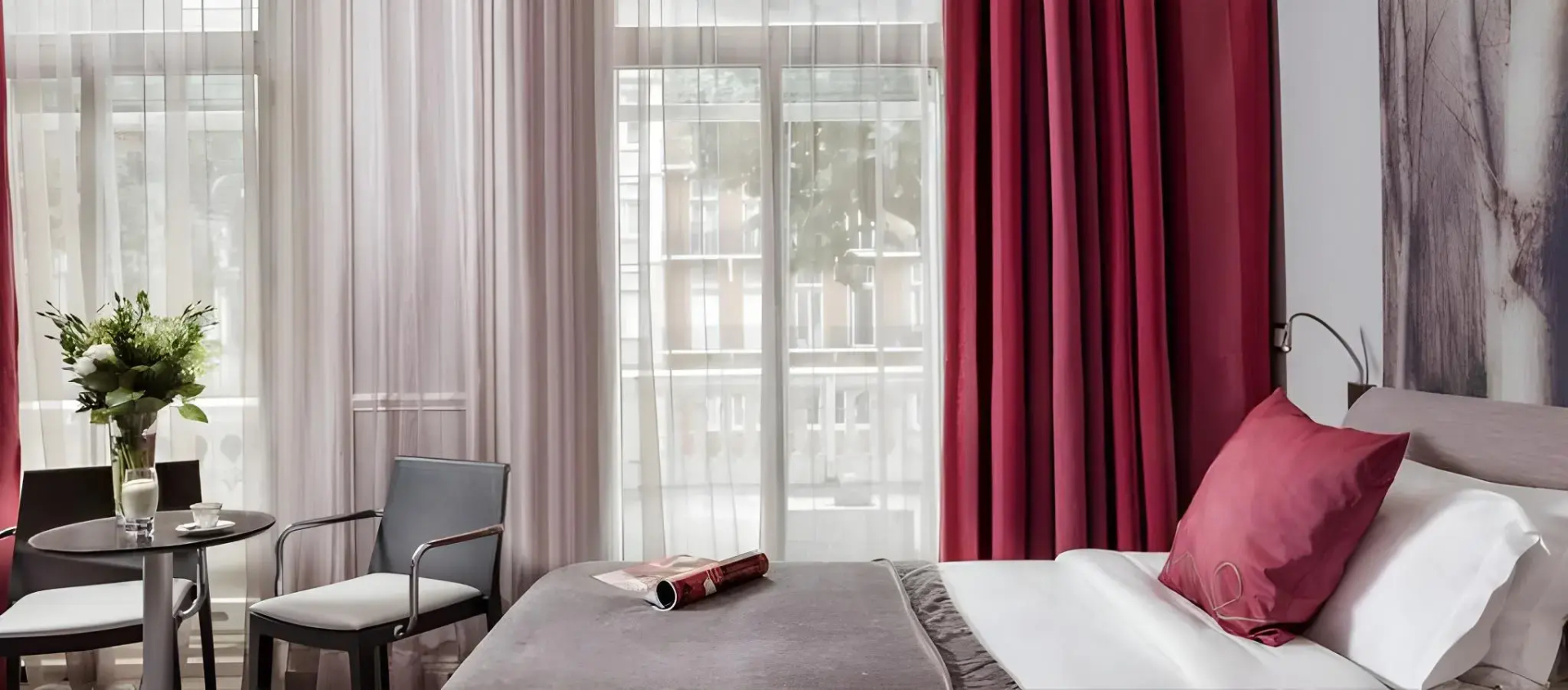 Photo - The Queens Gate Hotel