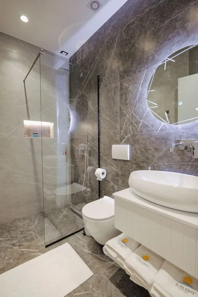 Photo - Sunlight Hotel