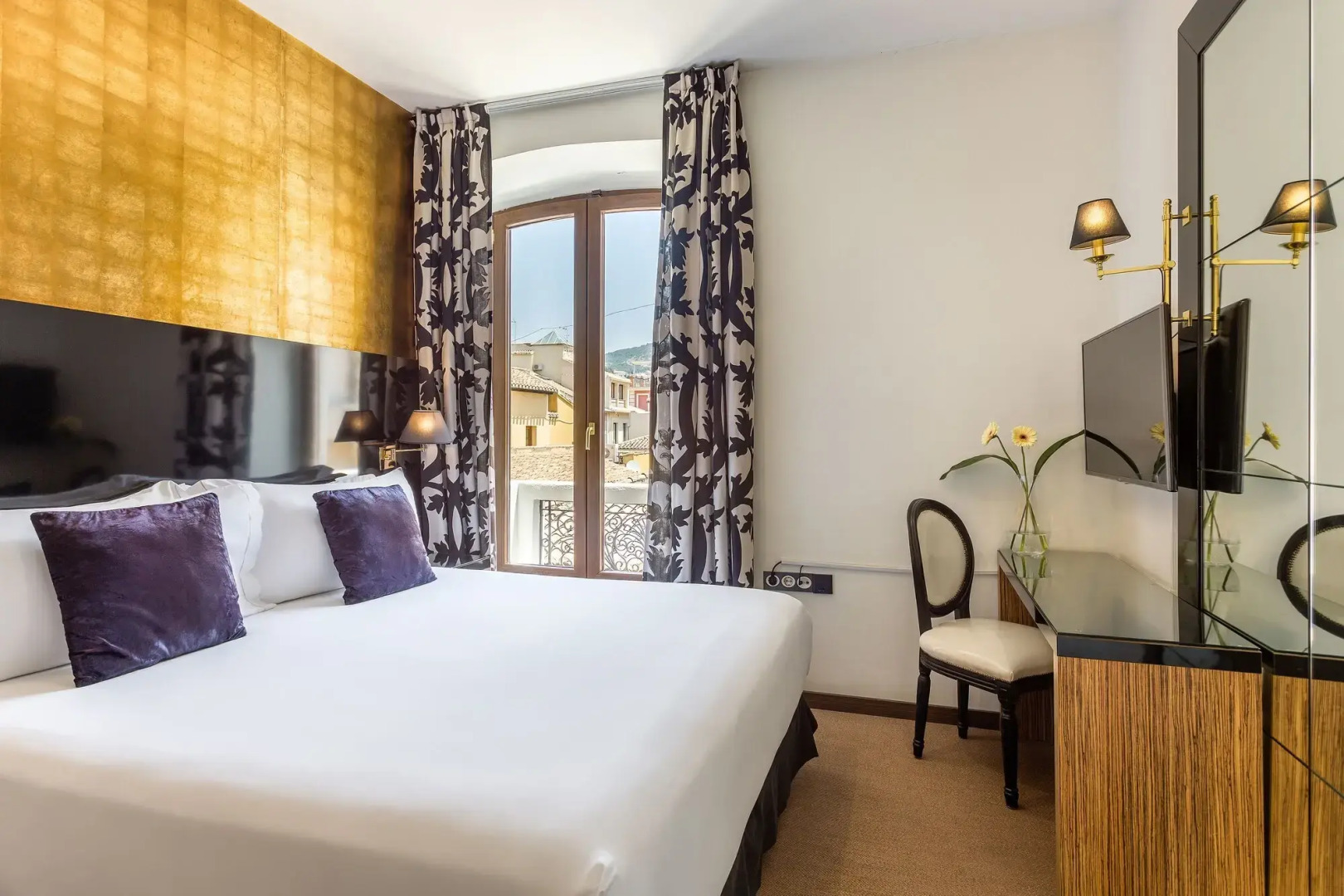 Photo - Room Mate Leo, Granada