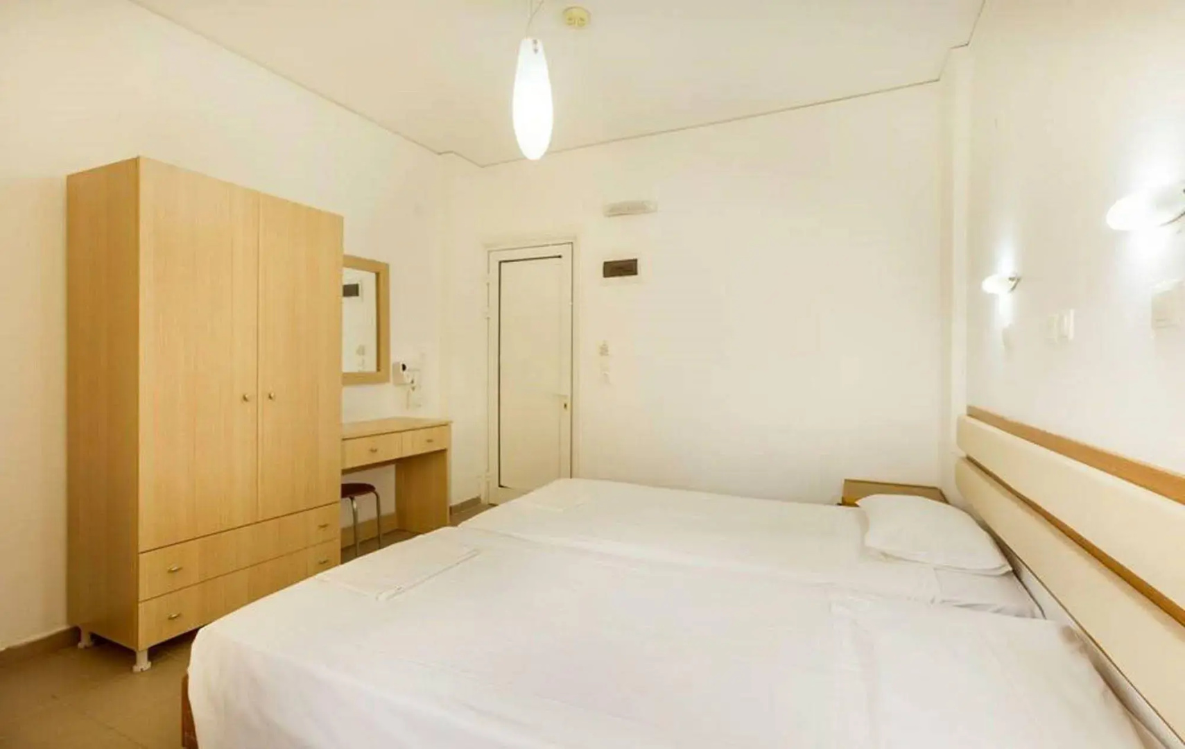 Photo - Tinas Plus Hotel