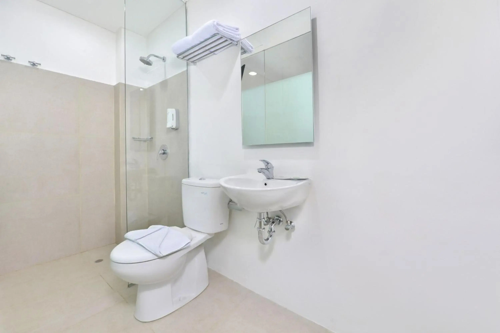 Photo - Whiz Hotel Falatehan Jakarta