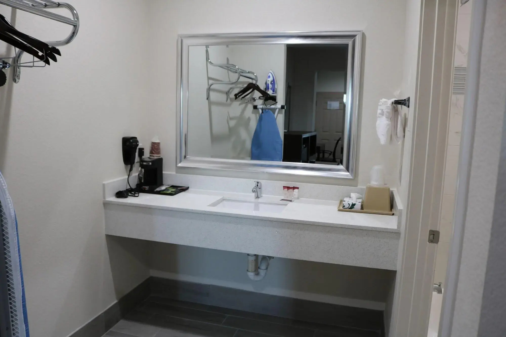 Foto - Scottish Inn & Suites - IAH Airport