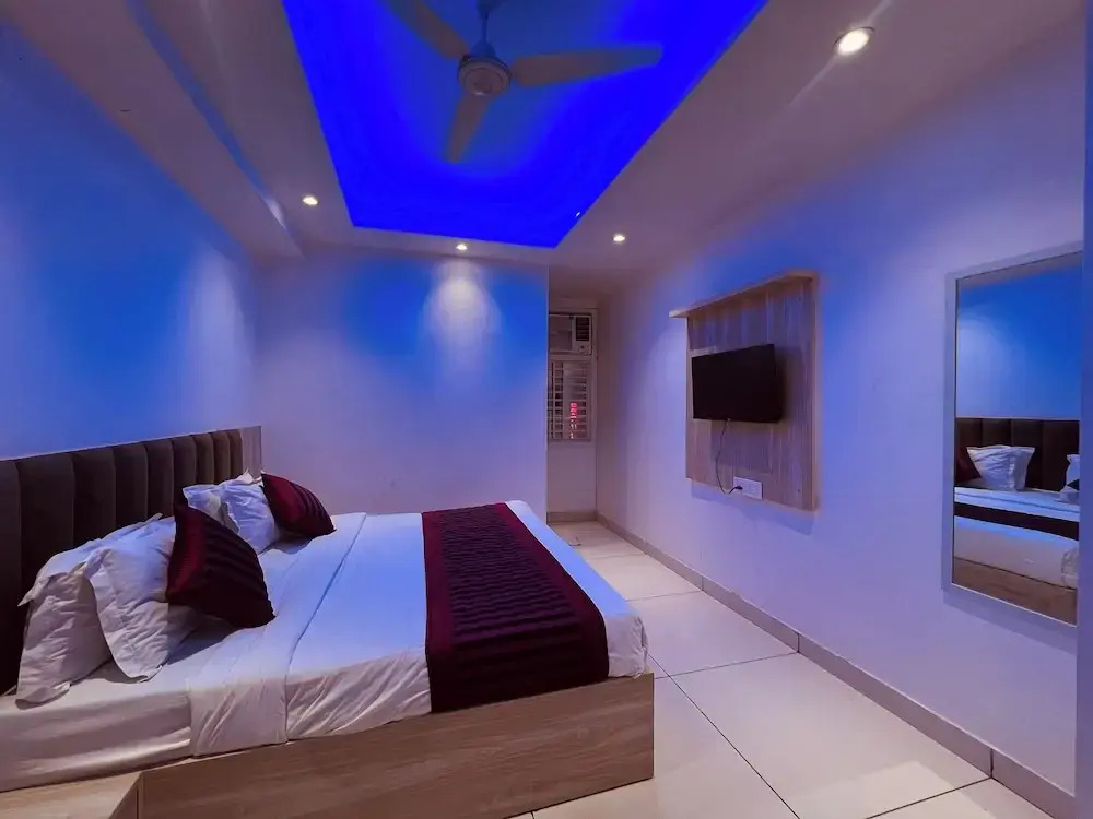 Foto - Hotel Luxury Inn Adarsh Nagar Metro Pillar No 100