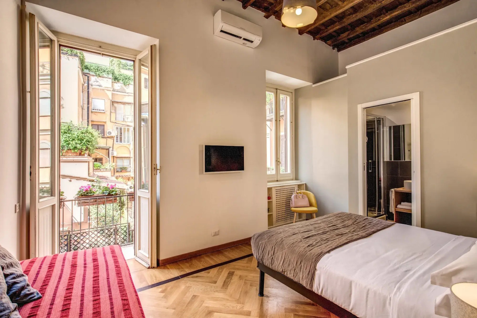 Photo - Tritone Top House