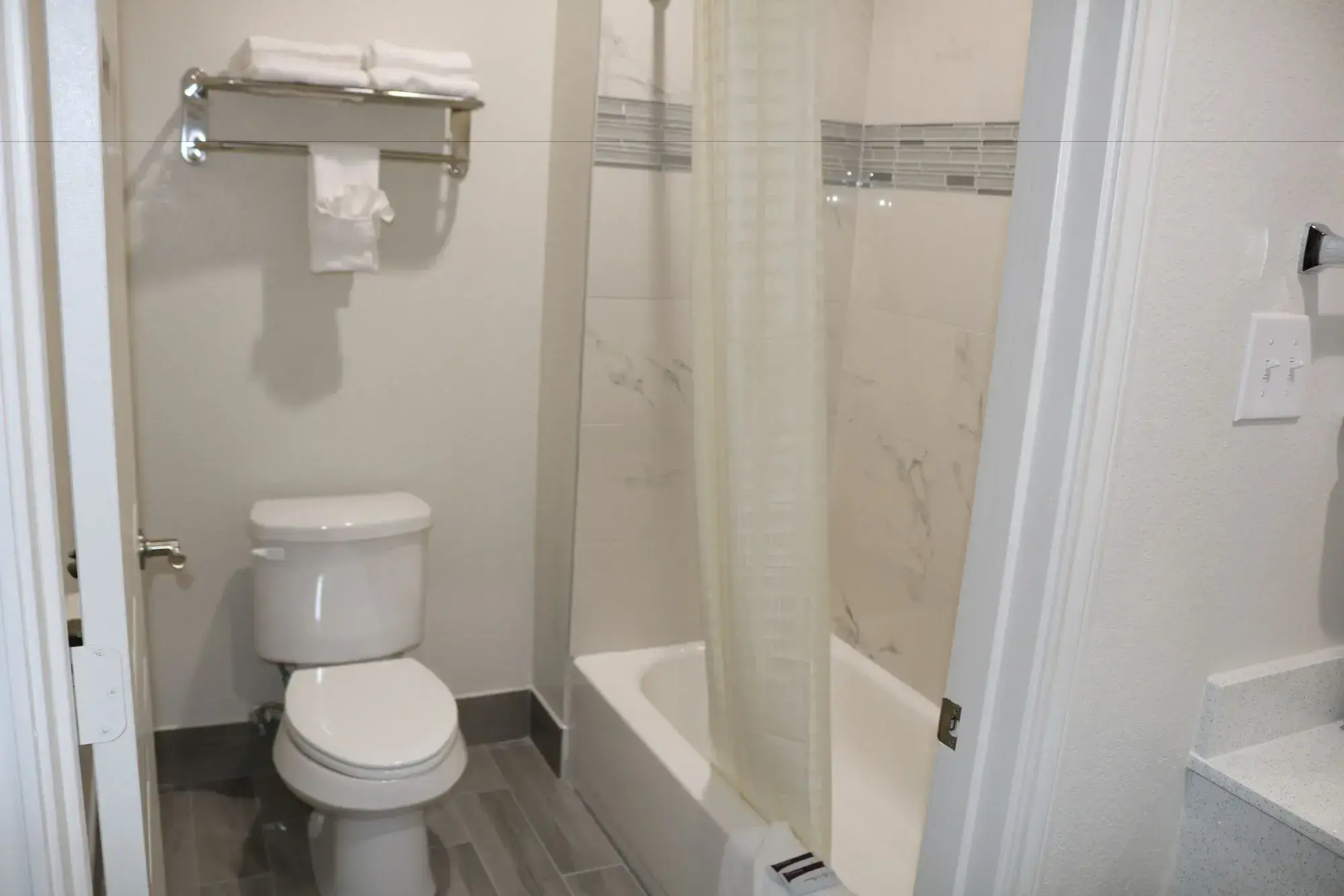 Foto - Scottish Inn & Suites - IAH Airport