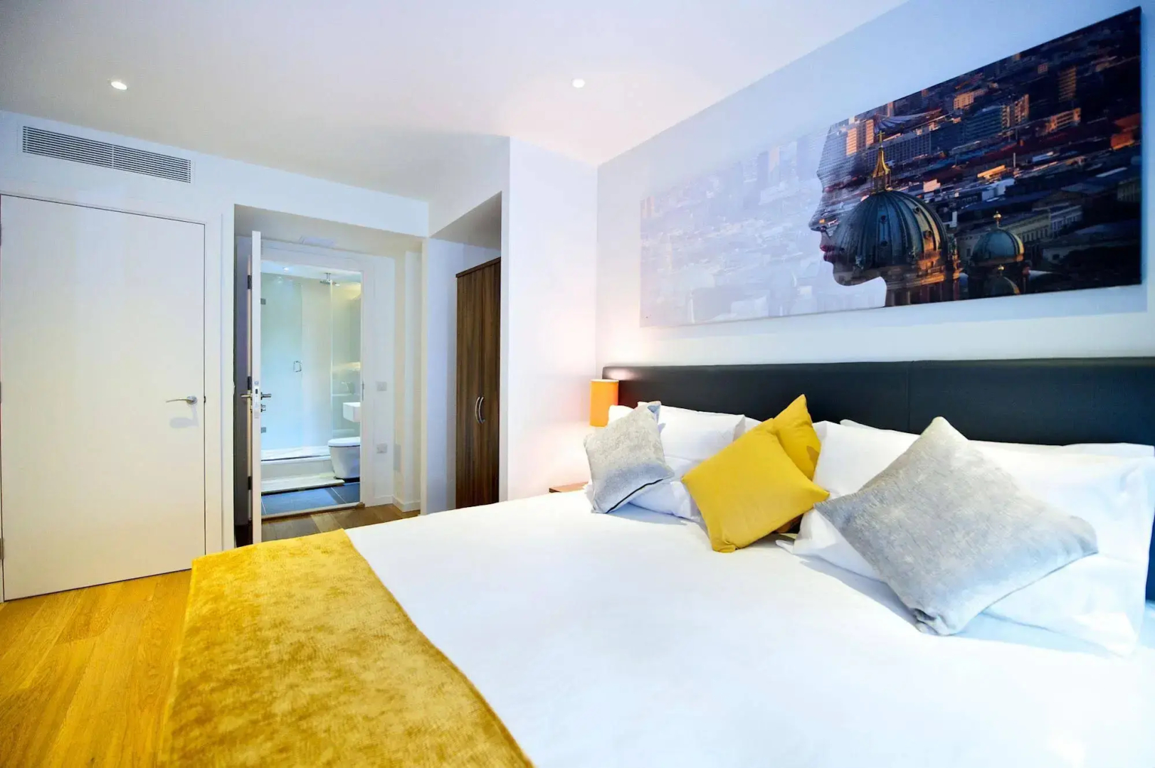 Photo - Staycity Aparthotels Birmingham City Centre