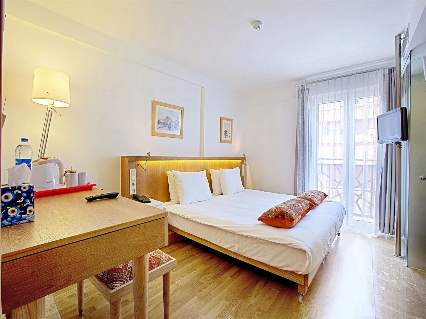 Photo - Neda Hotel