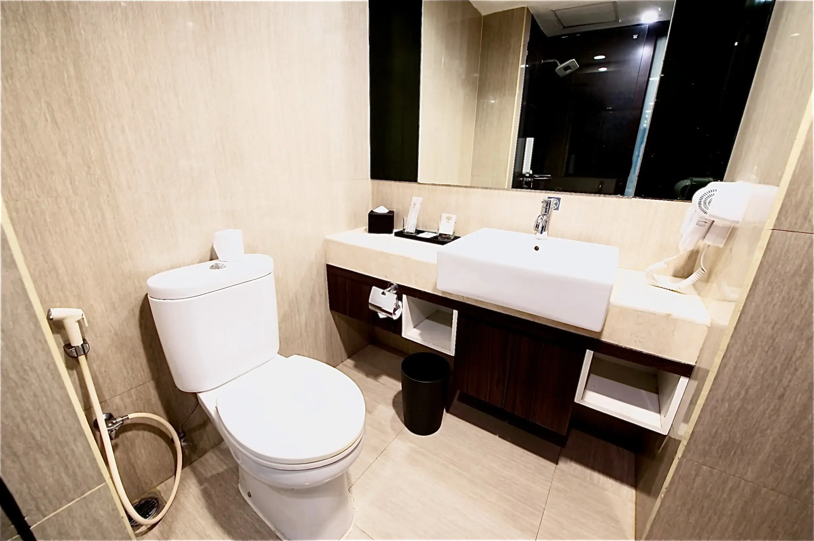 Foto - Neo Hotel Mangga Dua by ASTON