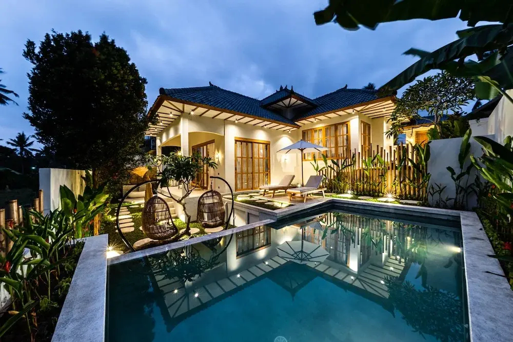 Foto - Semiramida Villa by EVDEkimi - Elegant 2BR with Pool, Open-air bath, Patio
