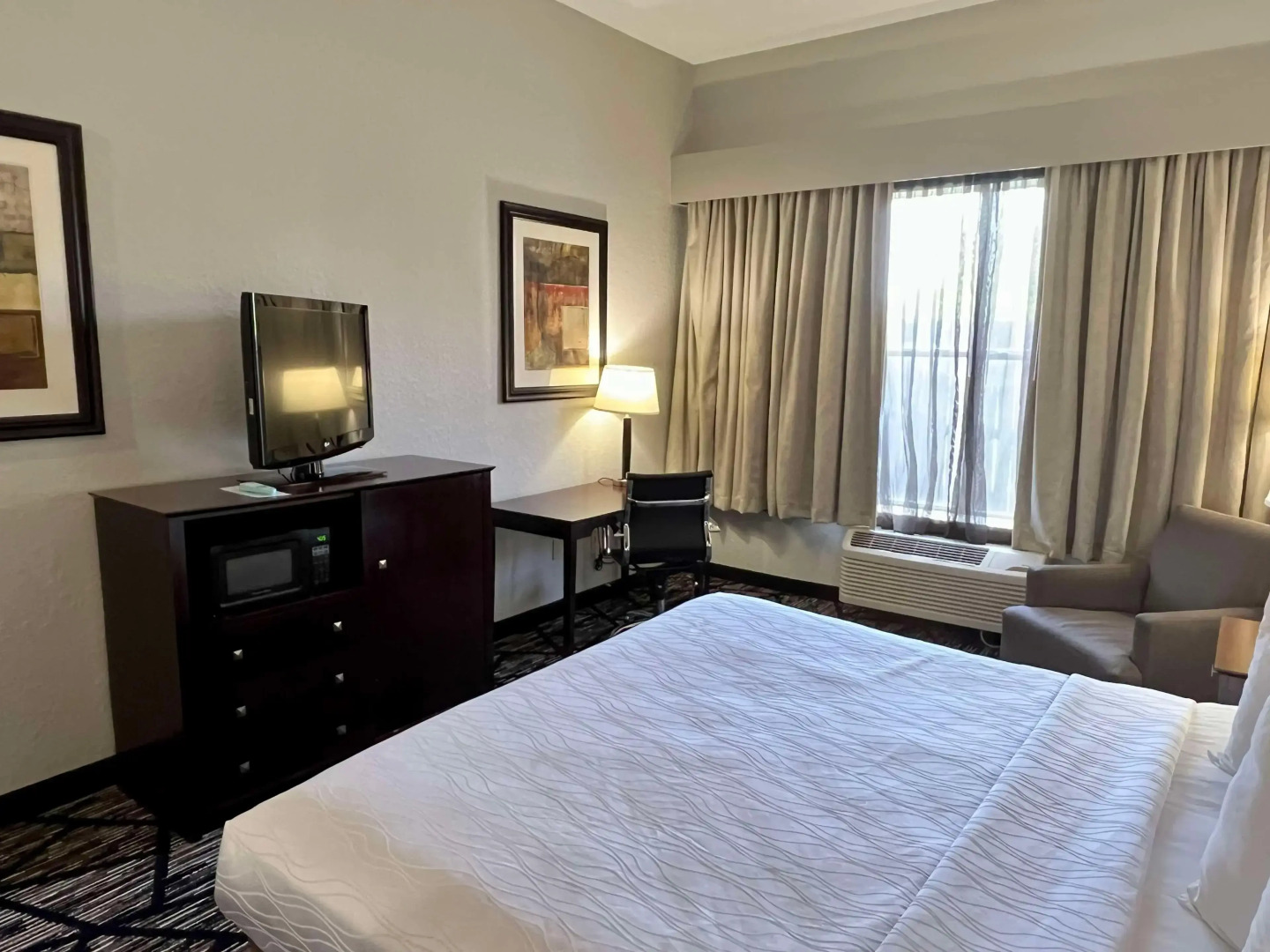 Foto - Best Western Plus Hobby Airport Inn & Suites