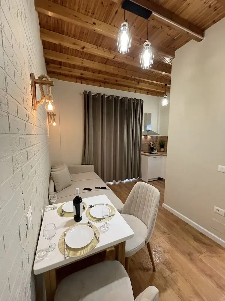 Photo - Arial Penthouse Suites