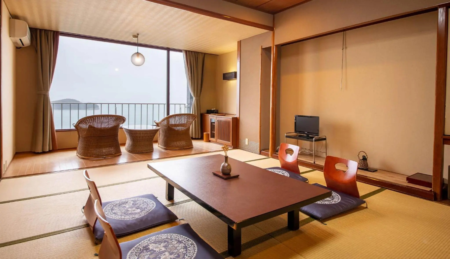New Kankai Honkan Tenku Ocean View Hotel Kairo