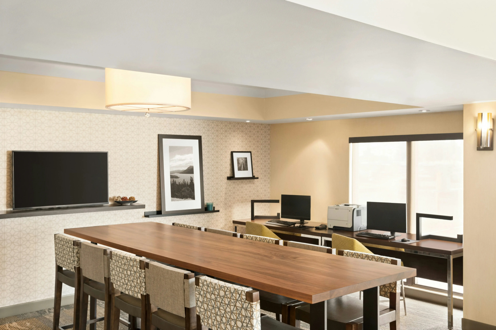 Photo - Hampton Inn Portland-Airport