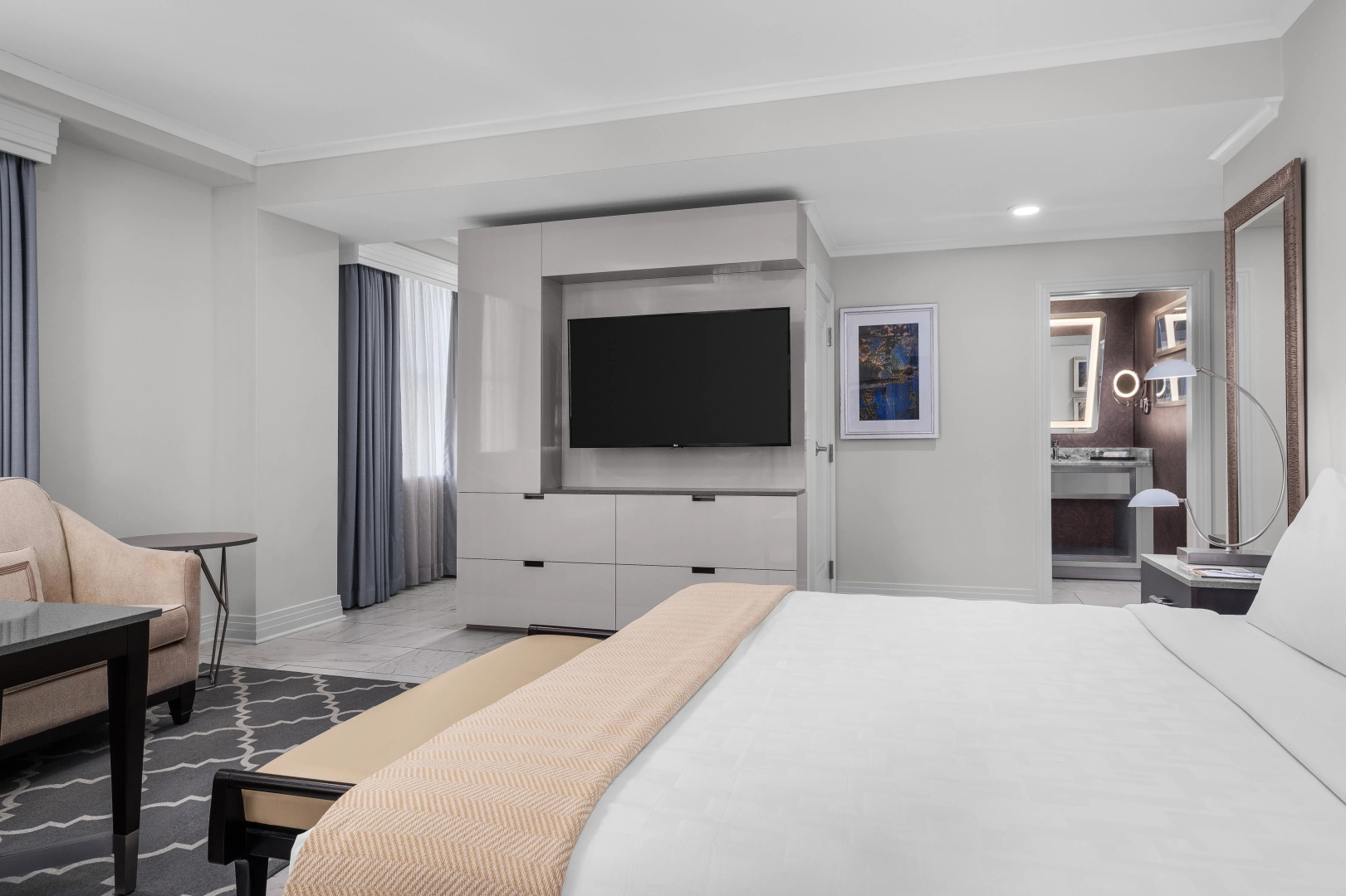 Photo - The Jung Hotel and Residences