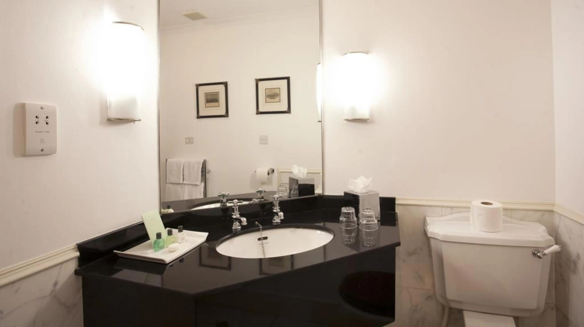 Photo - The Royal Highland Hotel