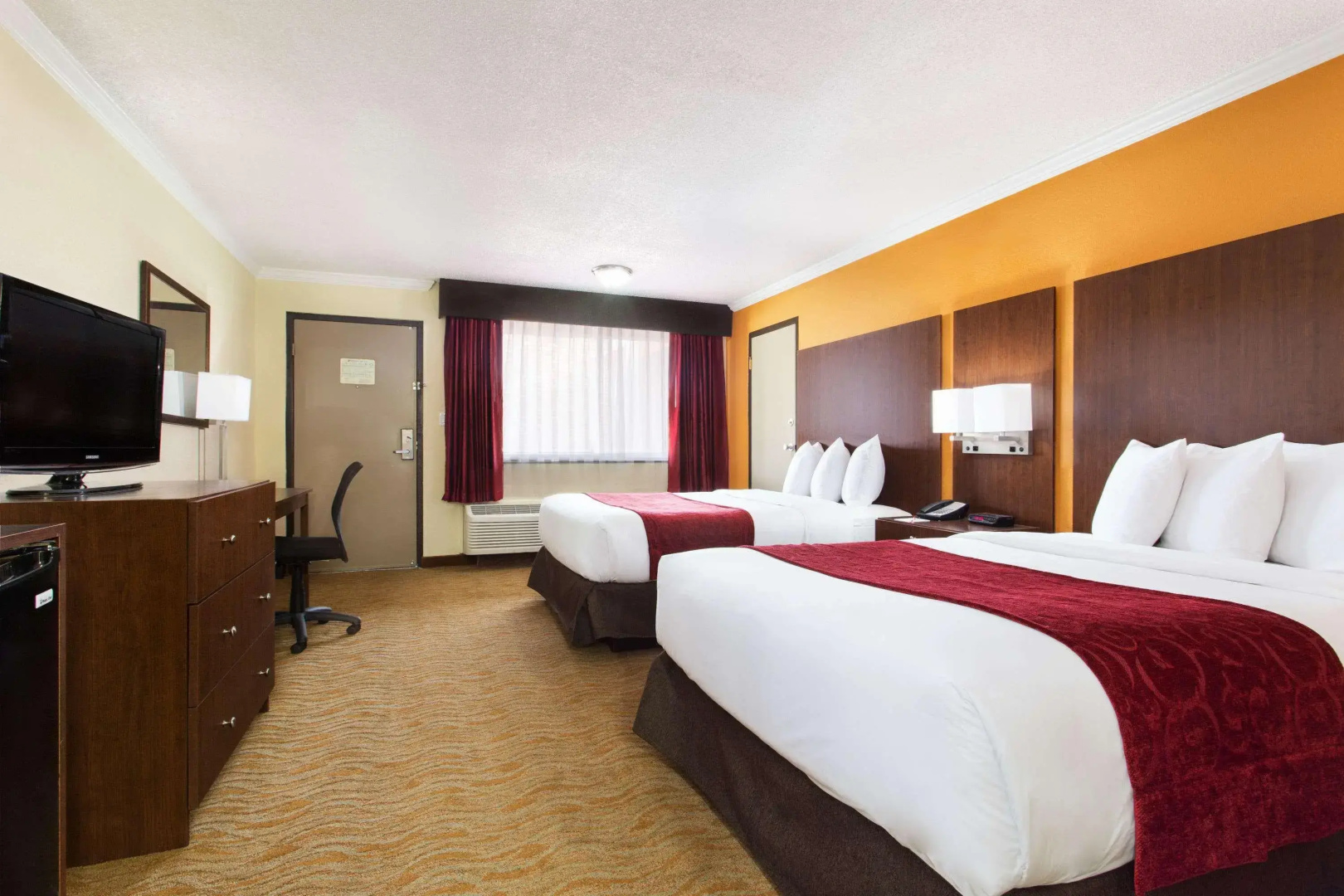 Foto - Ramada by Wyndham Tampa Westshore Airport South