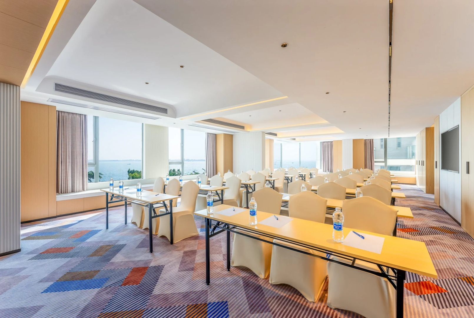 Holiday Inn Express Zhanjiang Coast by IHG