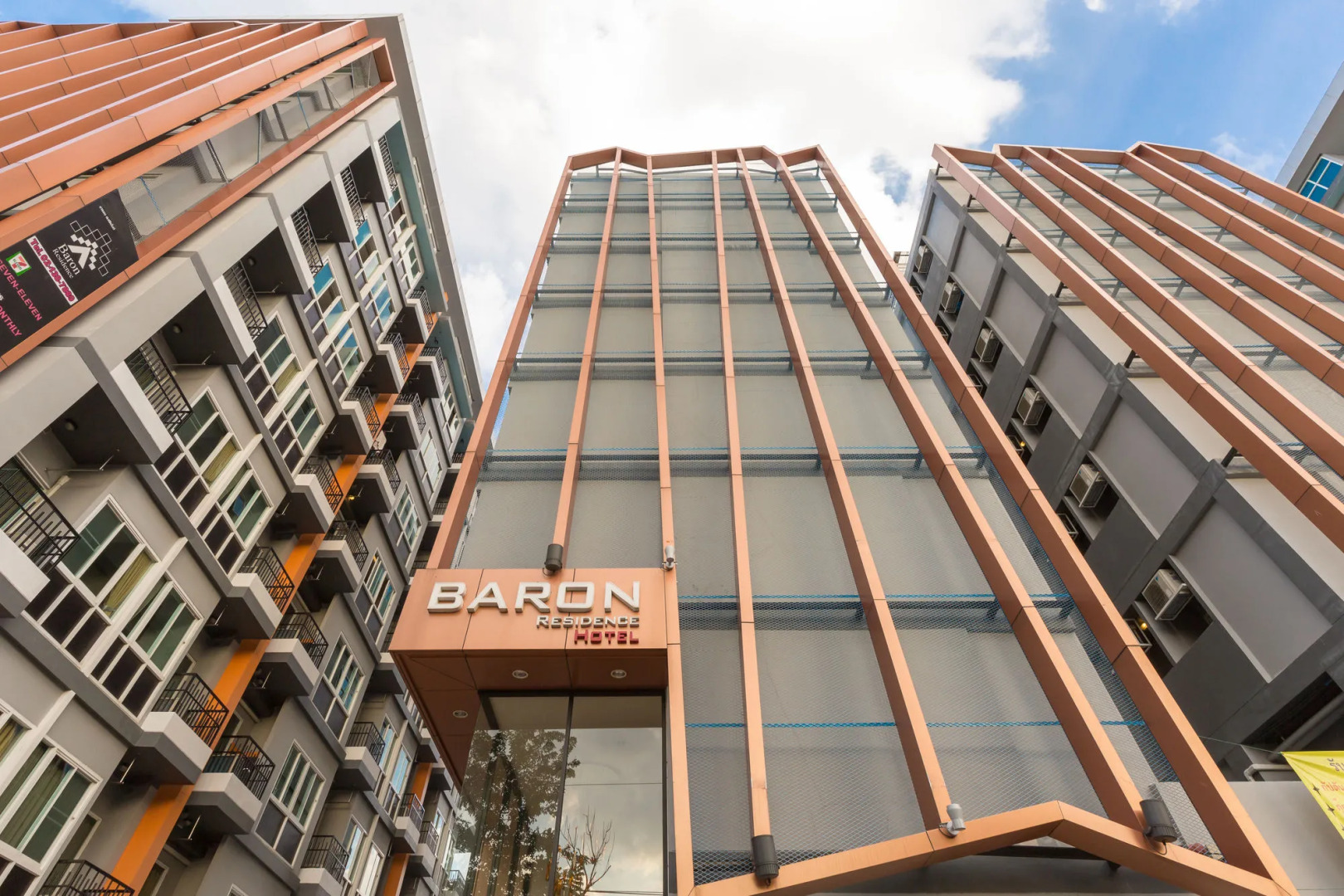 Photo - Baron Residence Bangkok