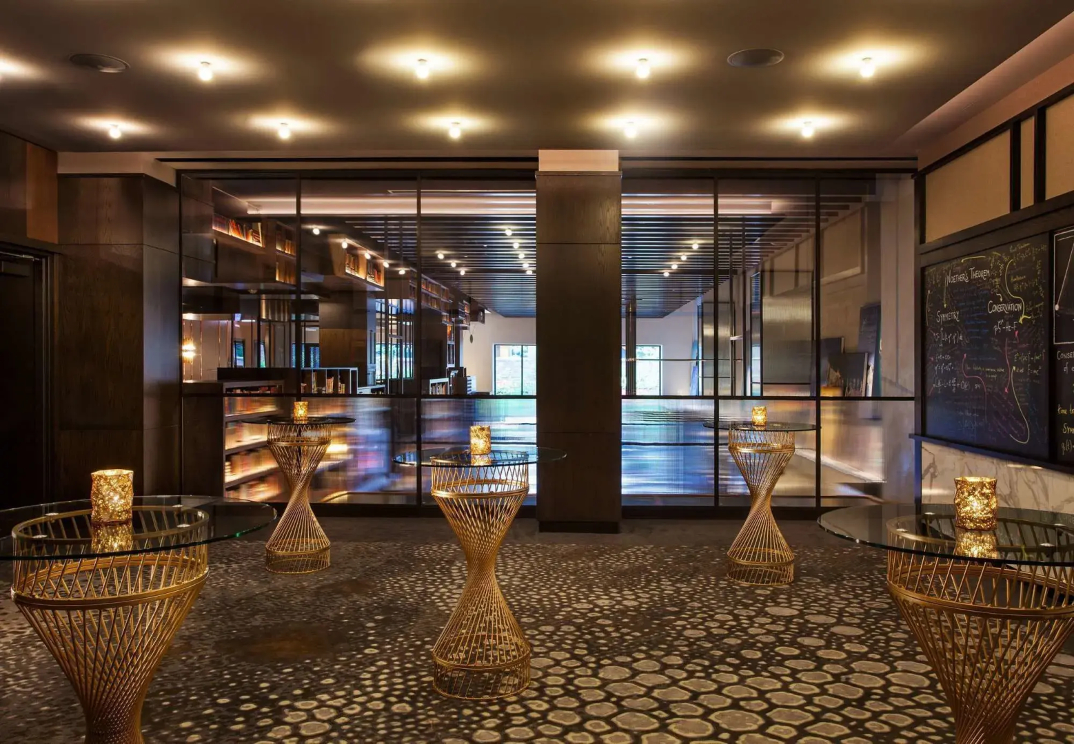 Photo - Hotel EMC2, Autograph Collection
