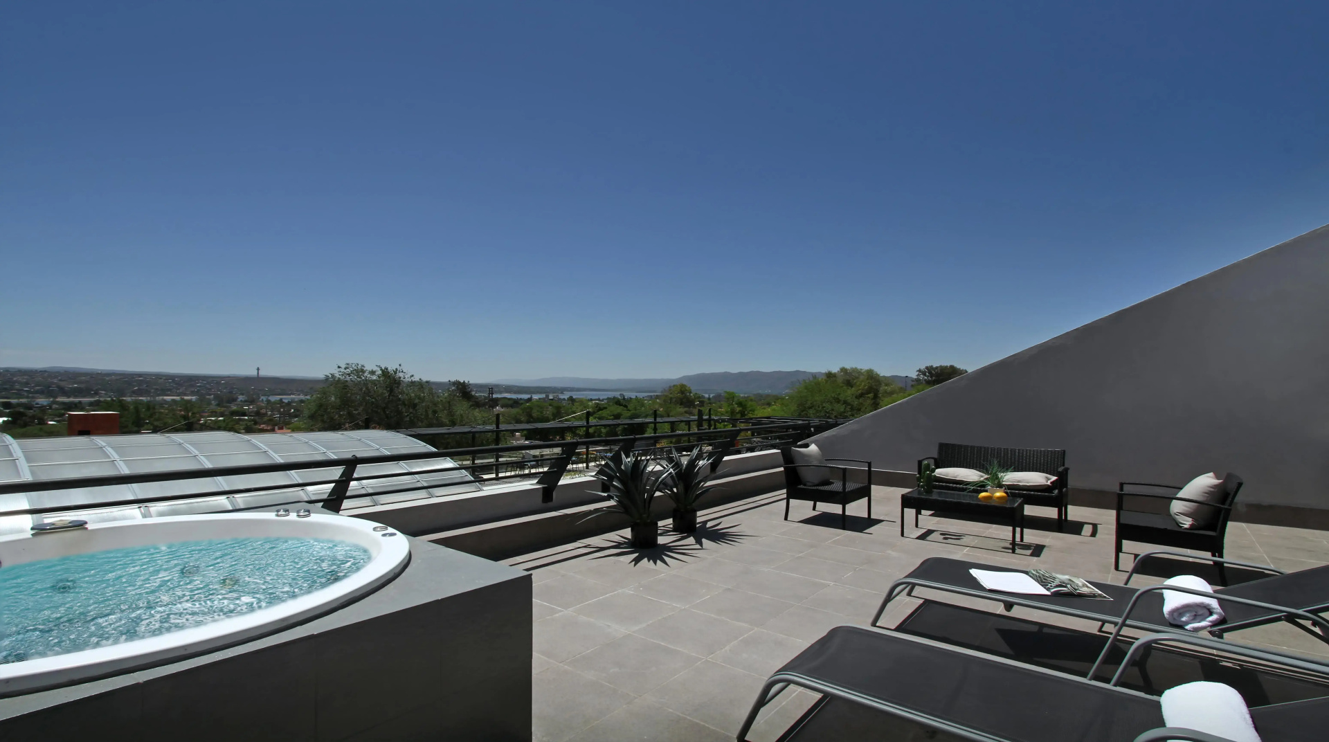 Foto - Pinares Panorama Suites, Spa & Convention Center