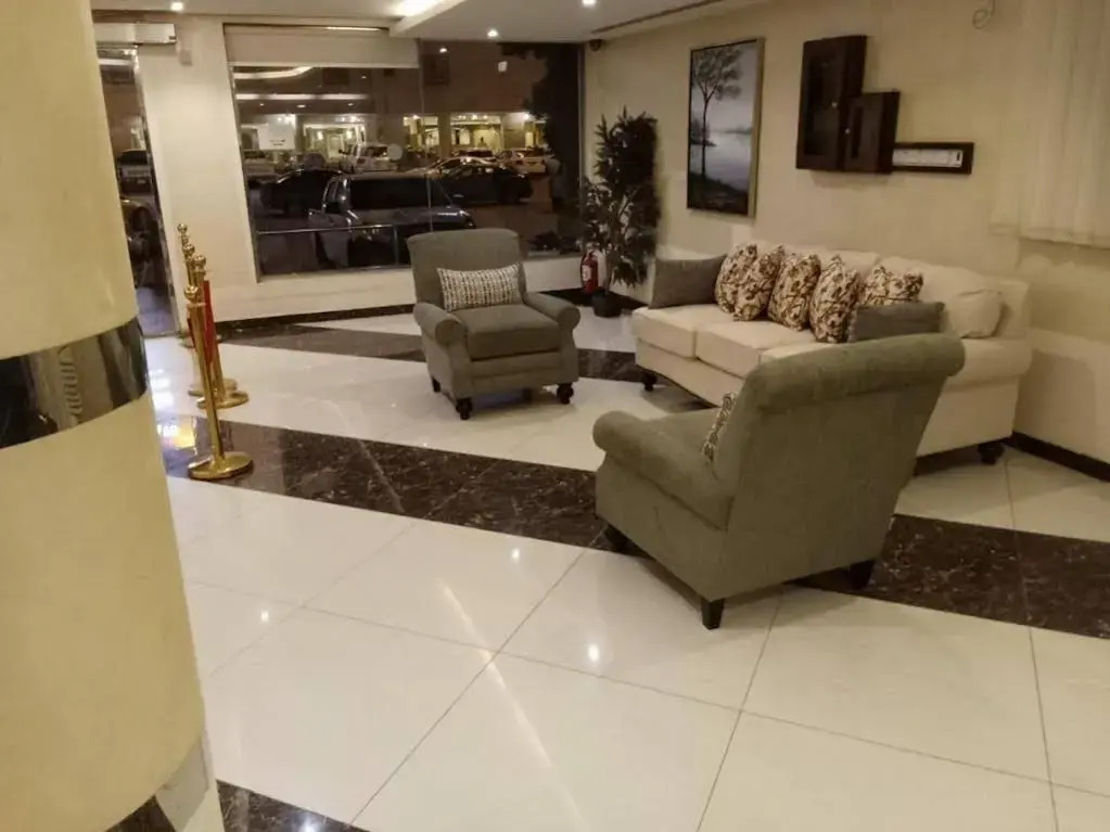 Photo - Towlan Khurais