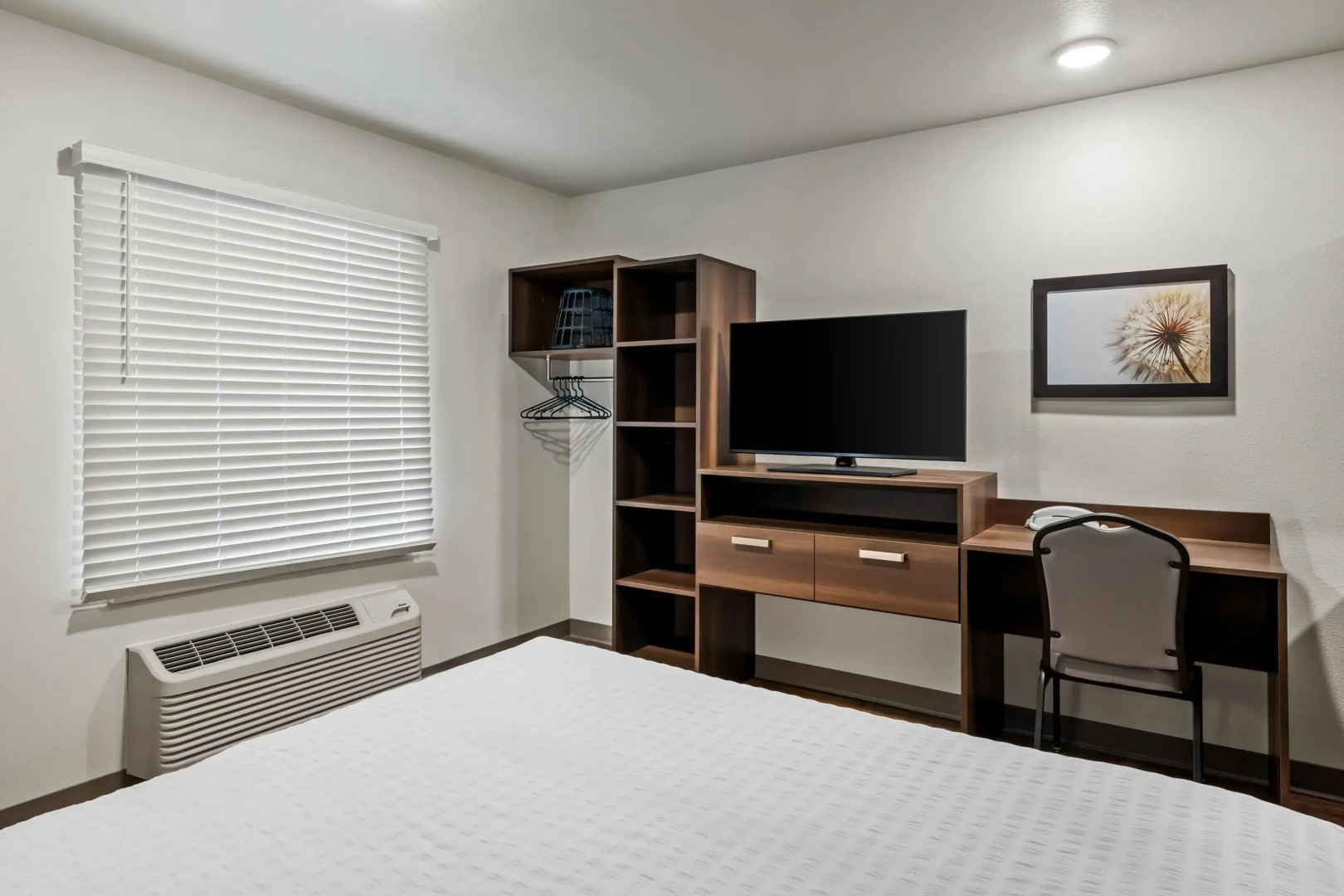 Foto - WoodSpring Suites Orlando East UCF