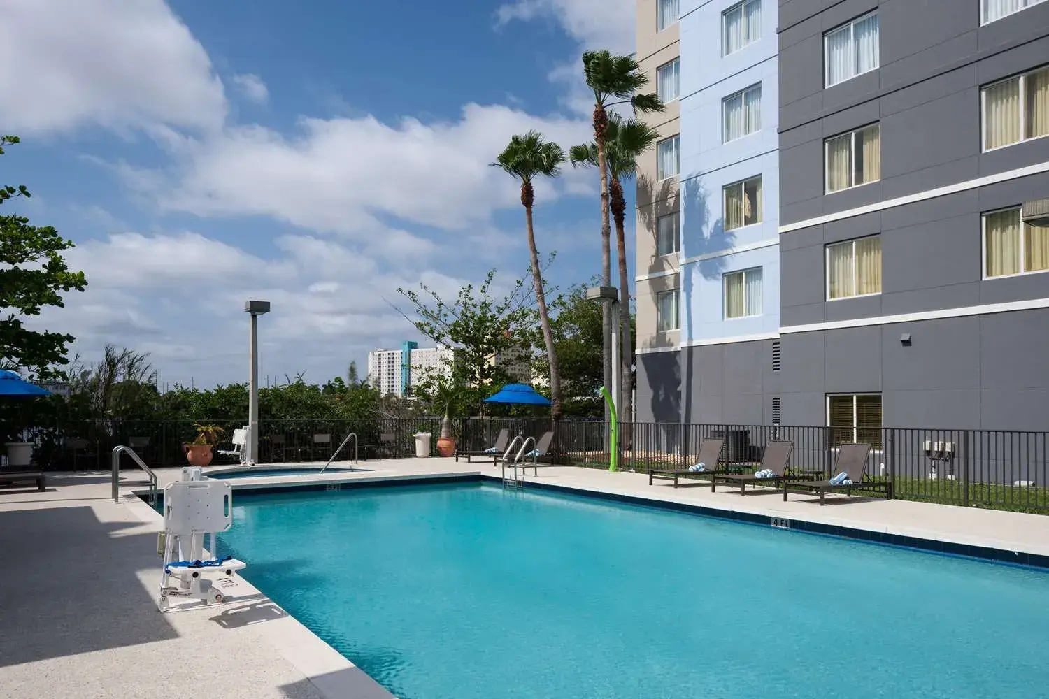 Photo - Homewood Suites by Hilton Miami-Airport/Blue Lagoon