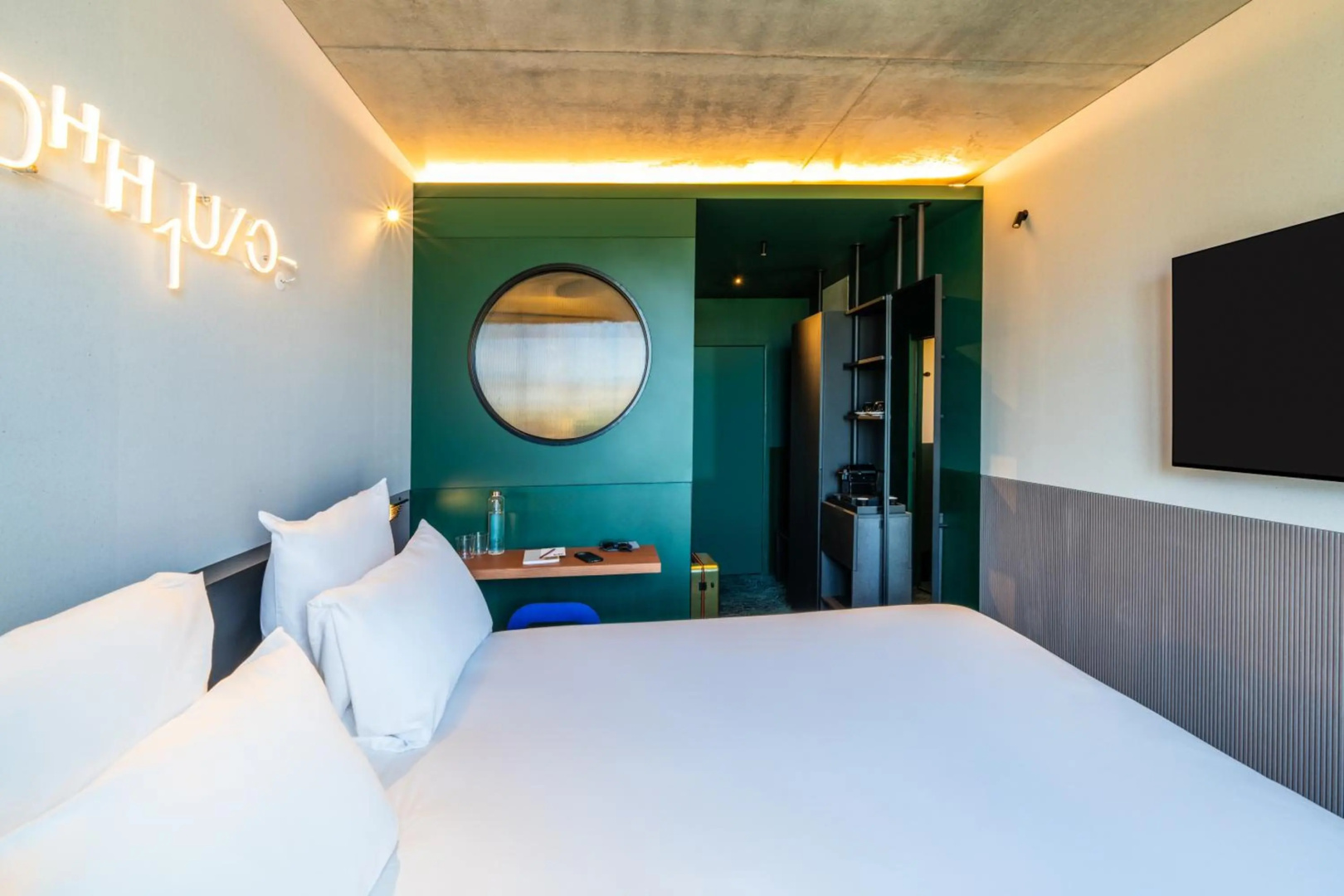Photo - TRIBE Paris Clichy