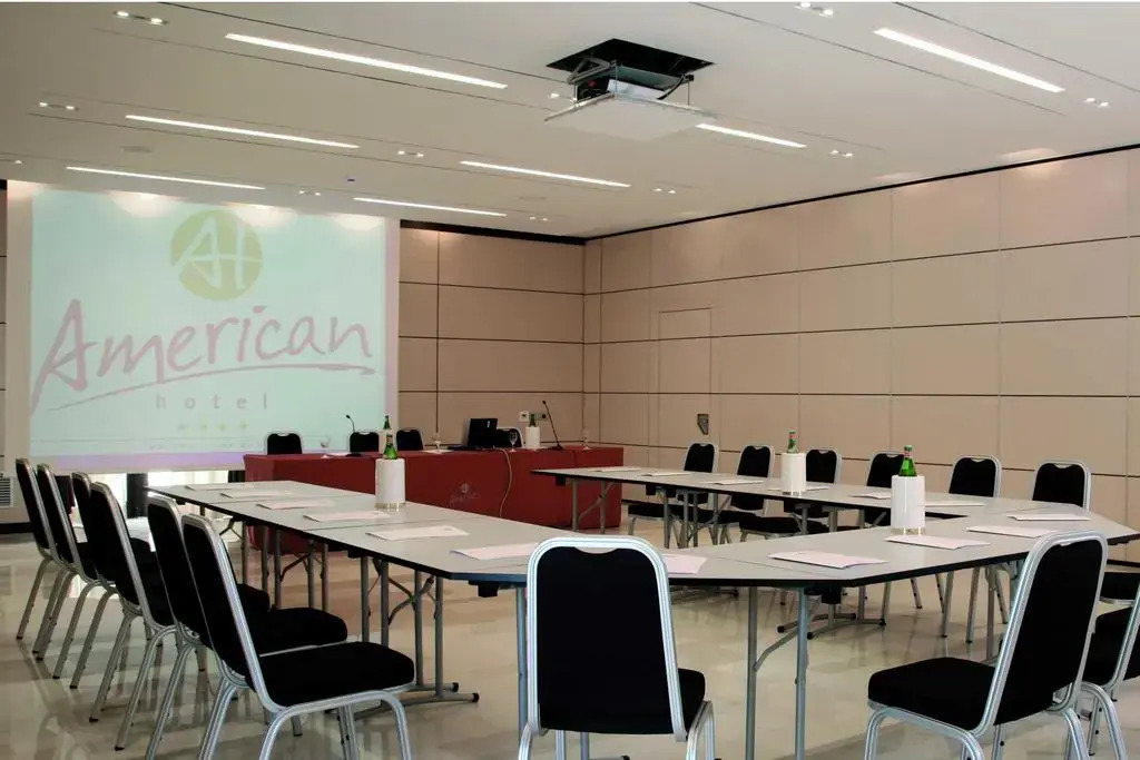 Photo - American Hotel