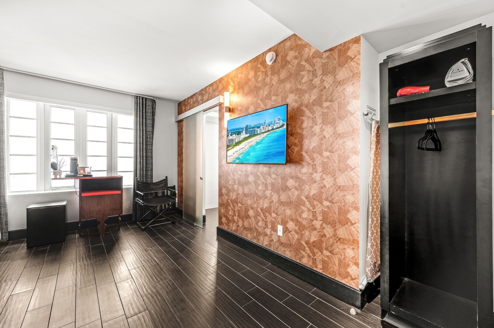 Photo - The Fairwind Hotel