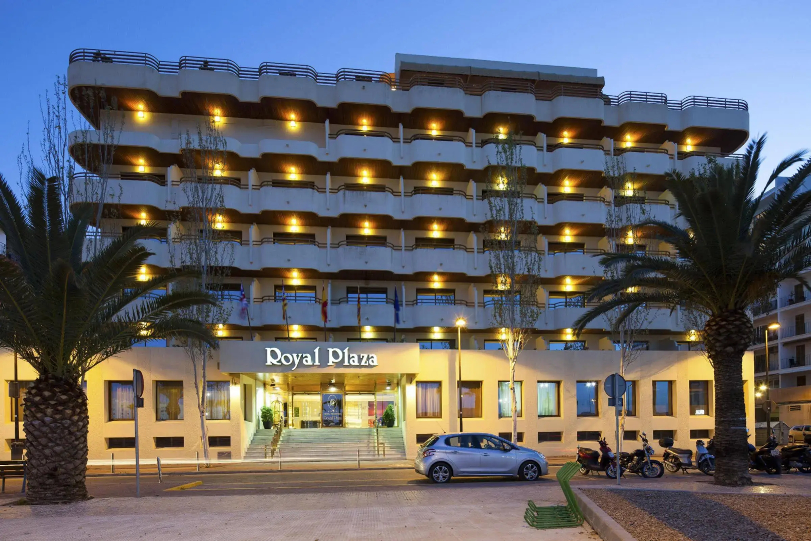 Foto - Hotel Royal Plaza