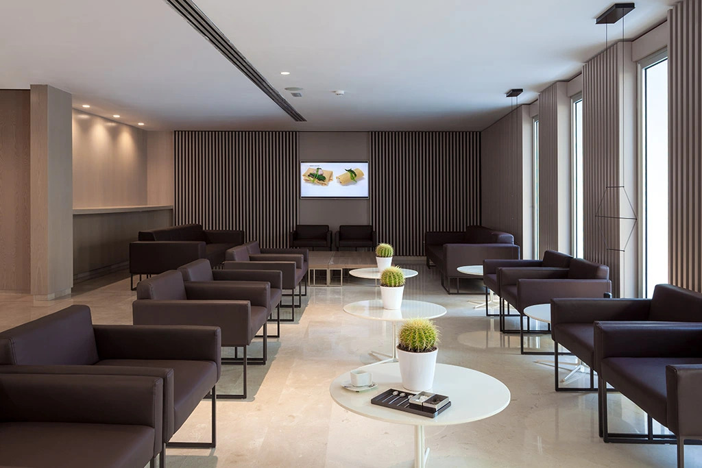 Photo - Akeah Broncemar