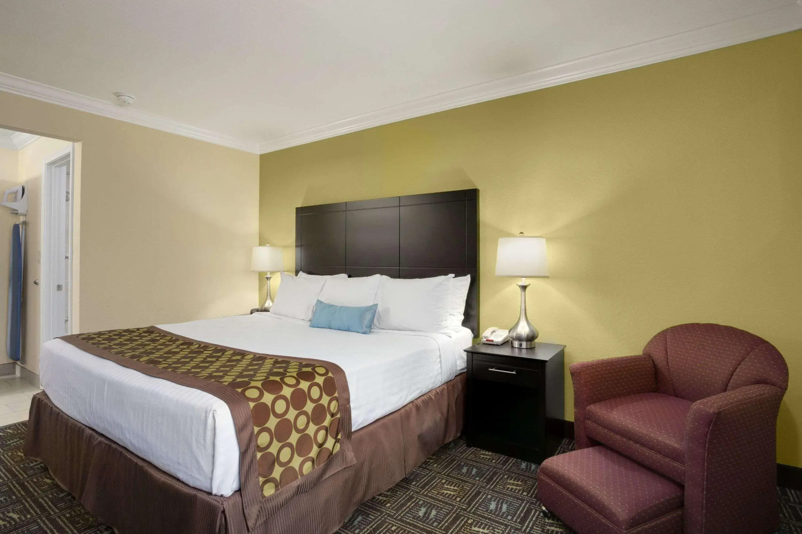 Foto - Solara Inn and Suites