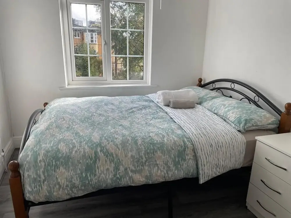 Photo - Rahal Hotel Hackney London