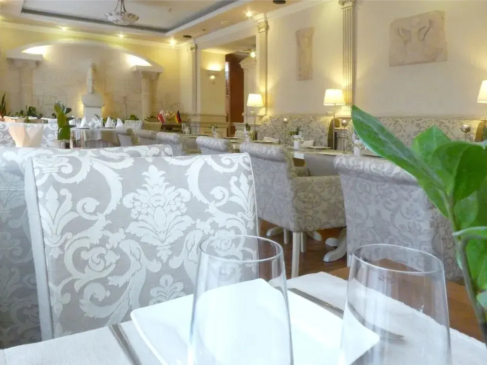 Photo - Eney Hotel
